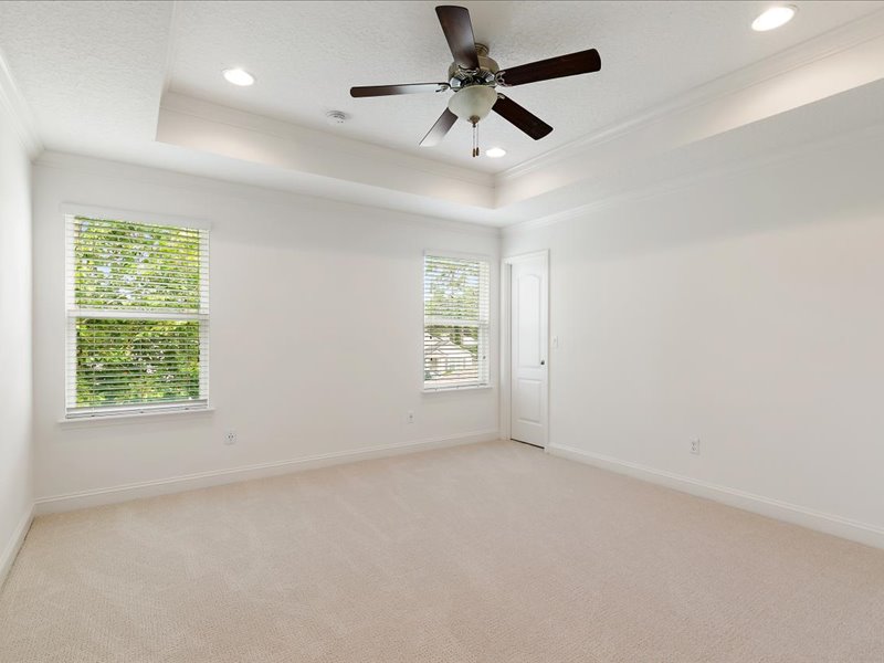 gallery images of property listing