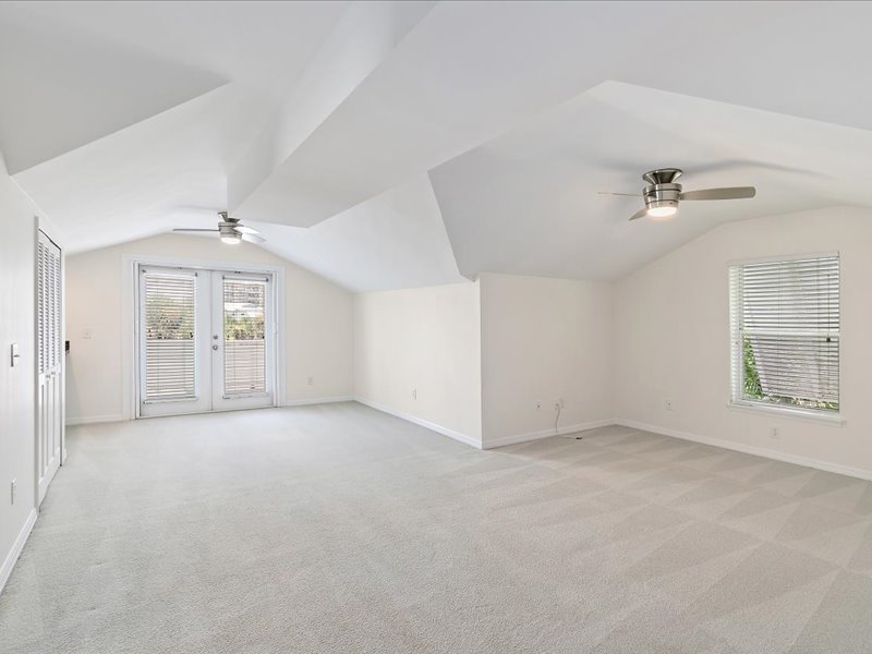 gallery images of property listing